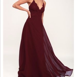 NWT Lulu’s Madelyn Lace Maxi